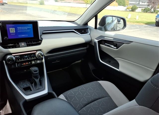 
 Toyota RAV4 full									