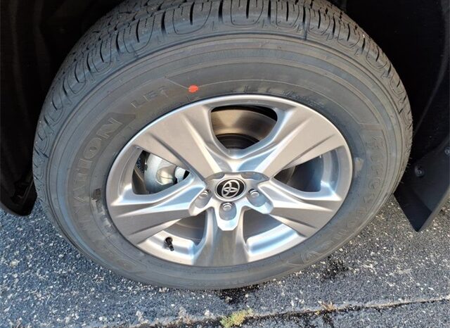 
 Toyota RAV4 Hybrid full									