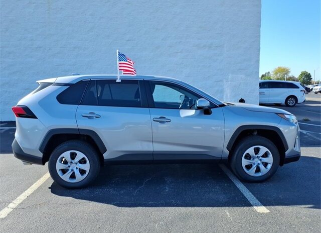 
 Toyota RAV4 full									