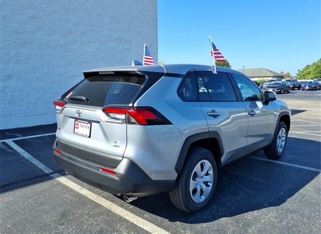 
 Toyota RAV4 full									