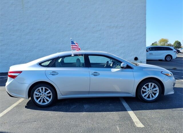
 Toyota Avalon full									