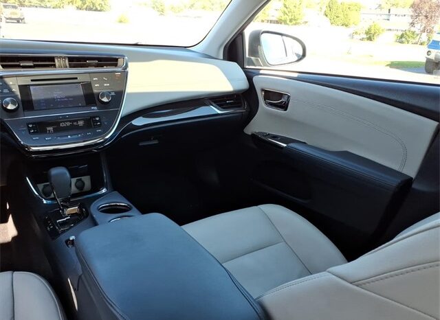 
 Toyota Avalon full									
