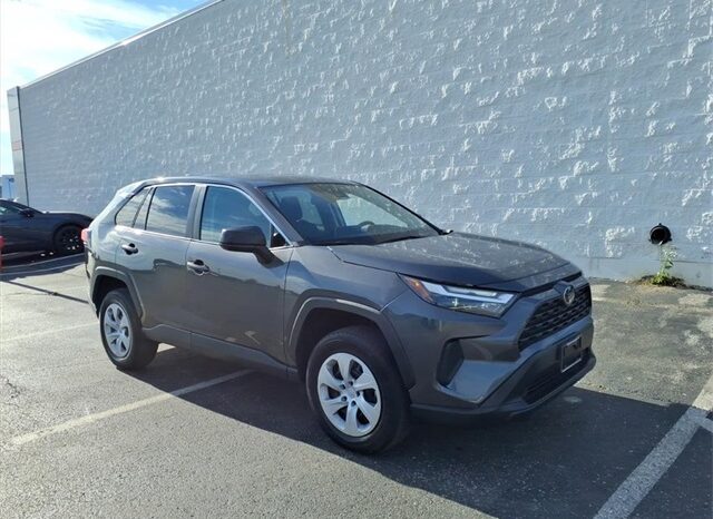 
 Toyota RAV4 full									