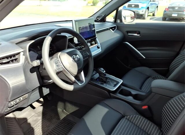 
 Toyota Corolla Cross full									