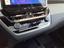 Toyota Corolla Cross full