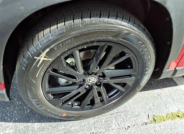 
 Toyota Corolla Cross full									