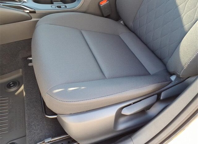 
 Toyota Corolla Hybrid full									