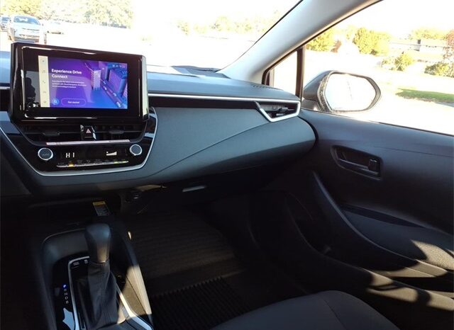 
 Toyota Corolla Hybrid full									