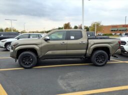 
 Toyota Tacoma full									