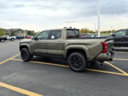 
 Toyota Tacoma full									