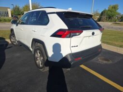 Toyota RAV4 Hybrid full