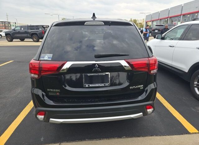 
 Mitsubishi Outlander full									