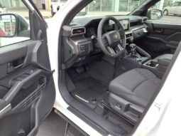 
 Toyota Tacoma full									