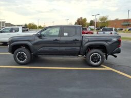 
 Toyota Tacoma full									