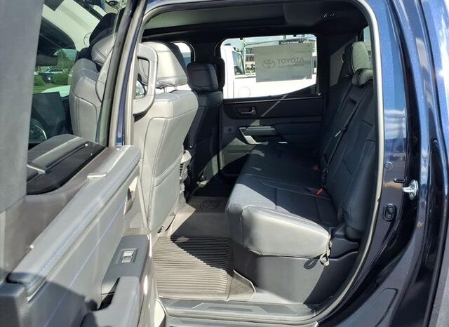 
 Toyota Tundra full									
