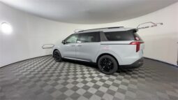 Kia Carnival Hybrid full
