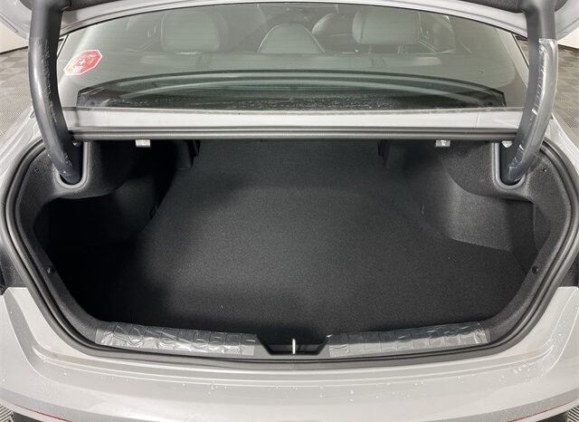 
 Kia K5 full									