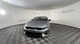 Kia K5 full