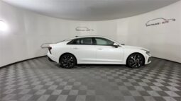 Kia K5 full