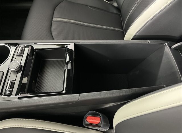 
 Kia K5 full									