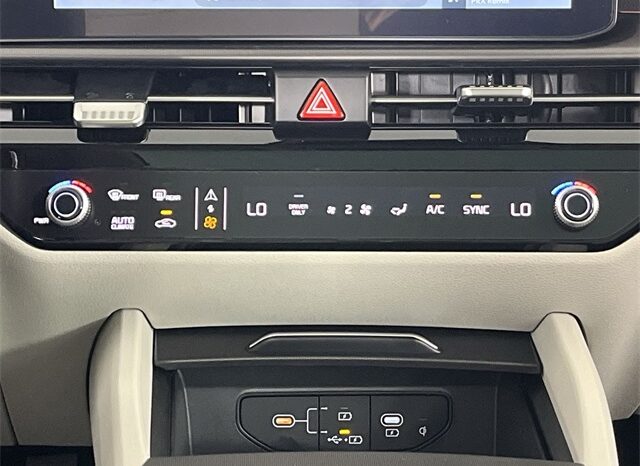 
 Kia Sportage Hybrid full									