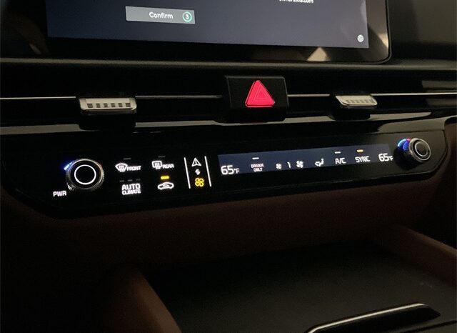 
 Kia Sportage Hybrid full									