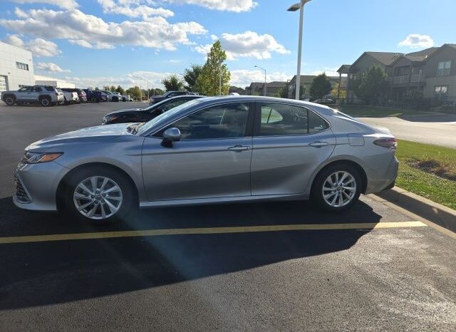 
 Toyota Camry full									