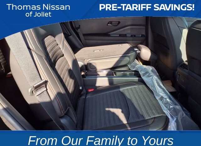 
 Nissan Pathfinder full									