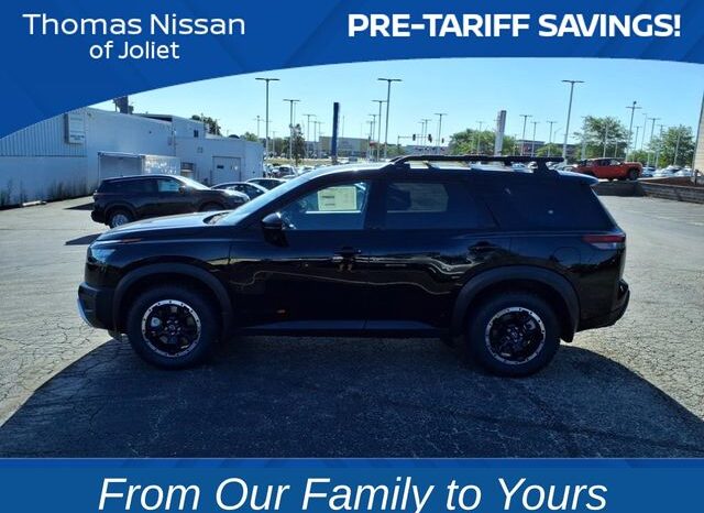 
 Nissan Pathfinder full									