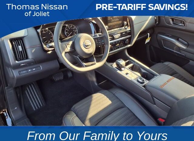 
 Nissan Pathfinder full									