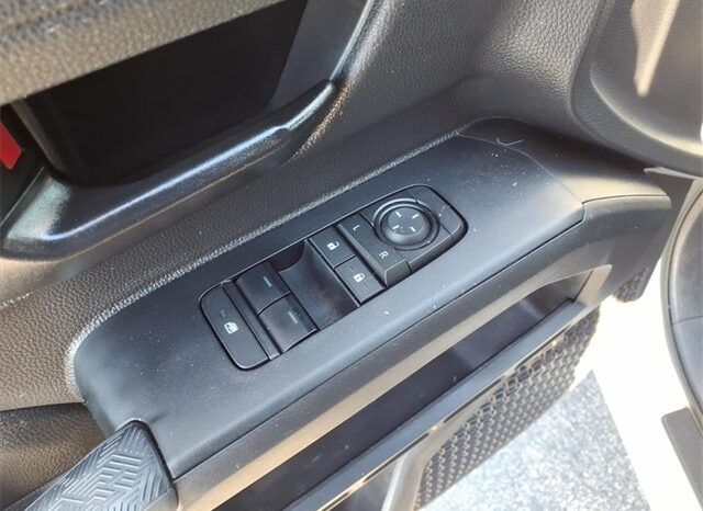 
 Toyota Tacoma full									