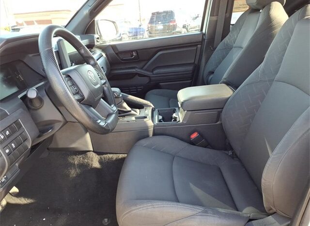 
 Toyota Tacoma full									