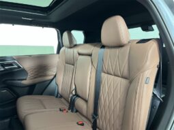 
 Mitsubishi Outlander full									
