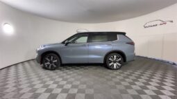 
 Mitsubishi Outlander full									