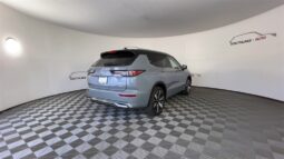 
 Mitsubishi Outlander full									