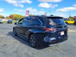 
 Toyota Sienna full									