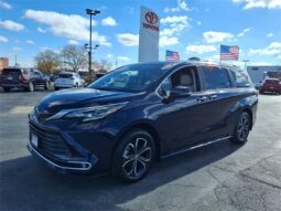 
 Toyota Sienna full									