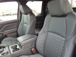 Toyota Tacoma full