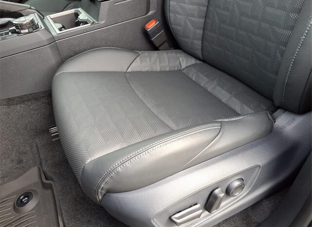 
 Toyota Tacoma full									