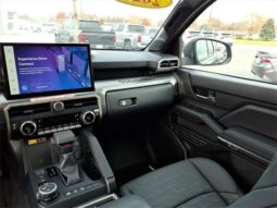 Toyota Tacoma full