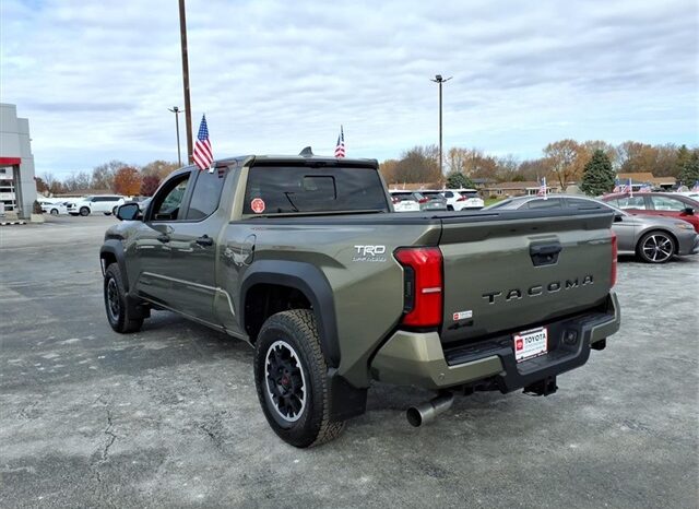 
 Toyota Tacoma full									