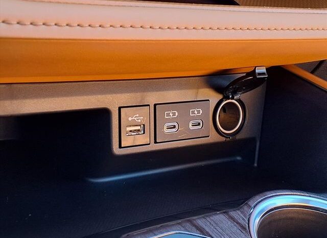 
 Toyota Highlander full									