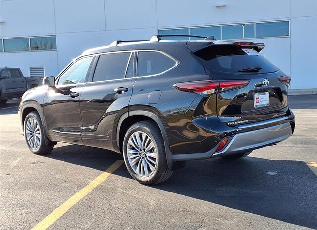 
 Toyota Highlander full									