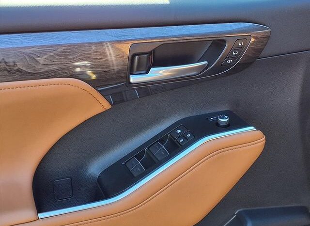 
 Toyota Highlander full									