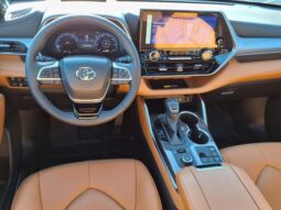 
 Toyota Highlander full									