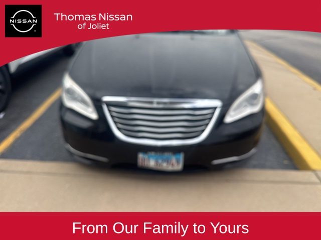Chrysler 200