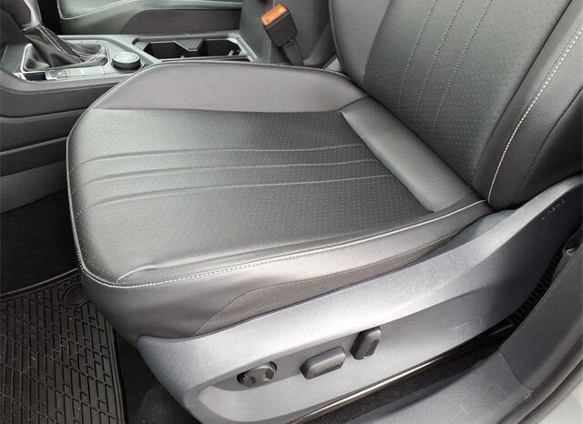 
 Volkswagen Tiguan full									