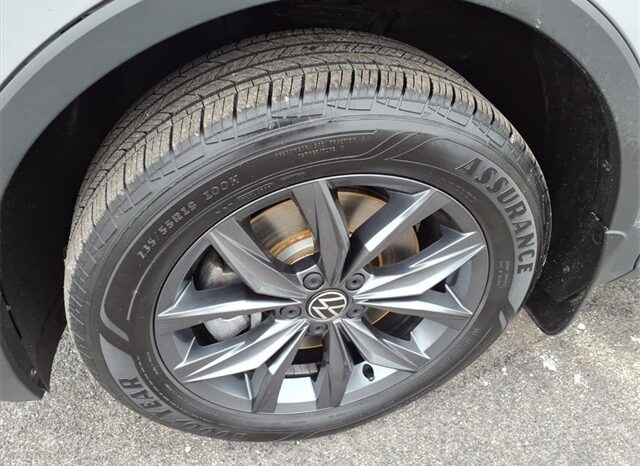 
 Volkswagen Tiguan full									