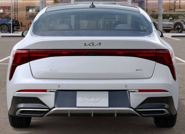 
 Kia K5 full									