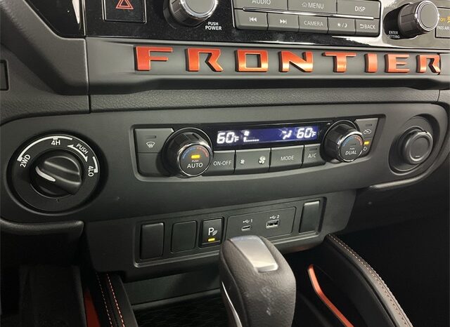 
 Nissan Frontier full									